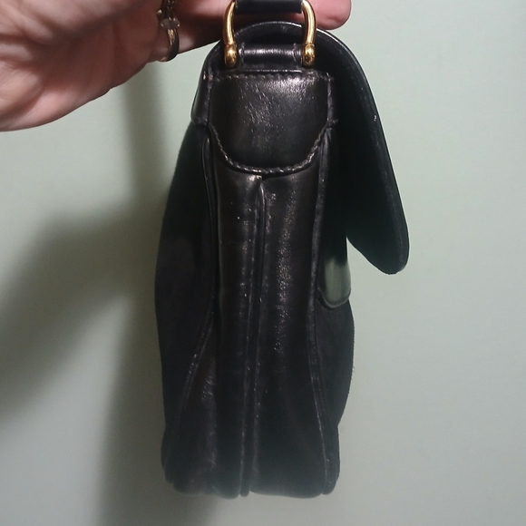 EUC GUCCI Vintage Shoulder Bag - Picture 4 of 12